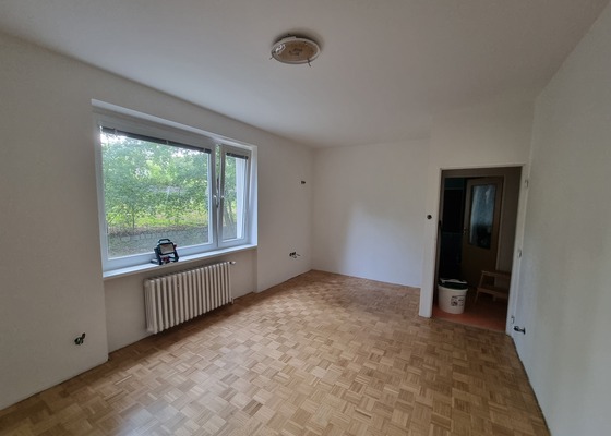 Renovace parket - přebroušení a lakování